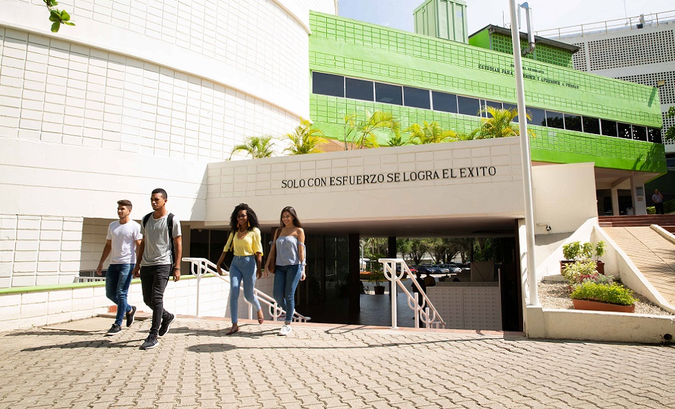 Edificio UTB noticia ingreso univesridad The Times Higher Education World University