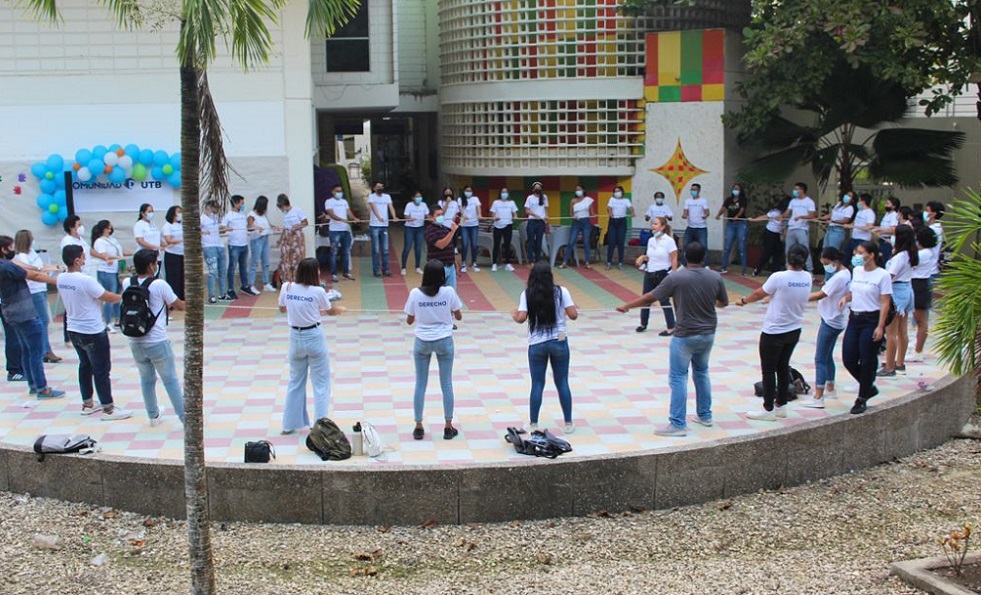 Comunidad d: Iniciativa del programa de derecho utb