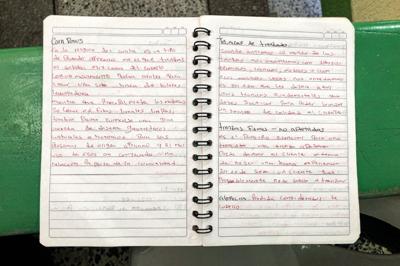 La tradición de estos peinados pasó de manera oral. En la actualidad esa tradición se mantiene, también existen cursos profesionales y capacitaciones.