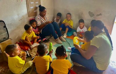 Niosca Colina, la maestra que da amor en El Pozón (4)