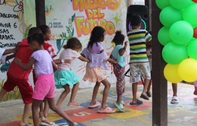Niños en la inauguración del nuevo parque// Foto: Willian Camacho Aguilar
